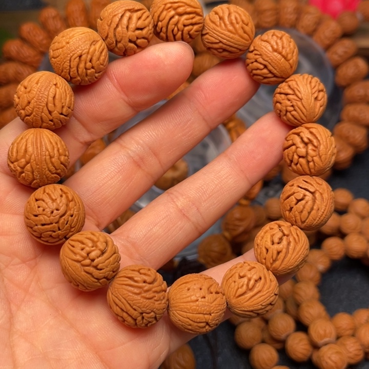 桃核手串龙纹桃核1