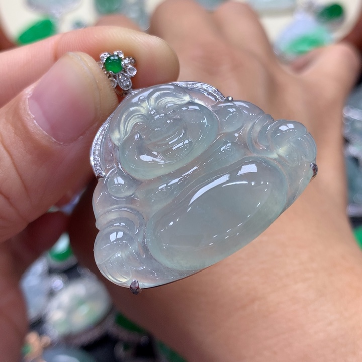 翡翠吊坠(不含链)18K金镶嵌贝*丫