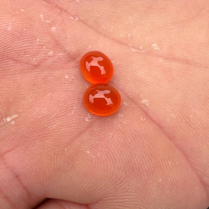 平***乐南红玛瑙未镶嵌颈饰