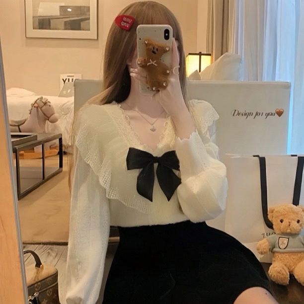 蕾丝衬衫内搭女设计感小众秋冬叠穿甜美别致蝴蝶结上衣2486