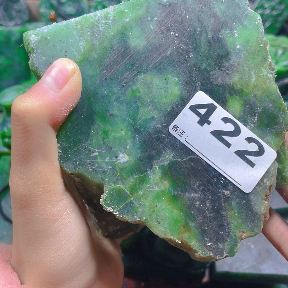 和田玉（碧玉）未镶嵌珠宝奇石