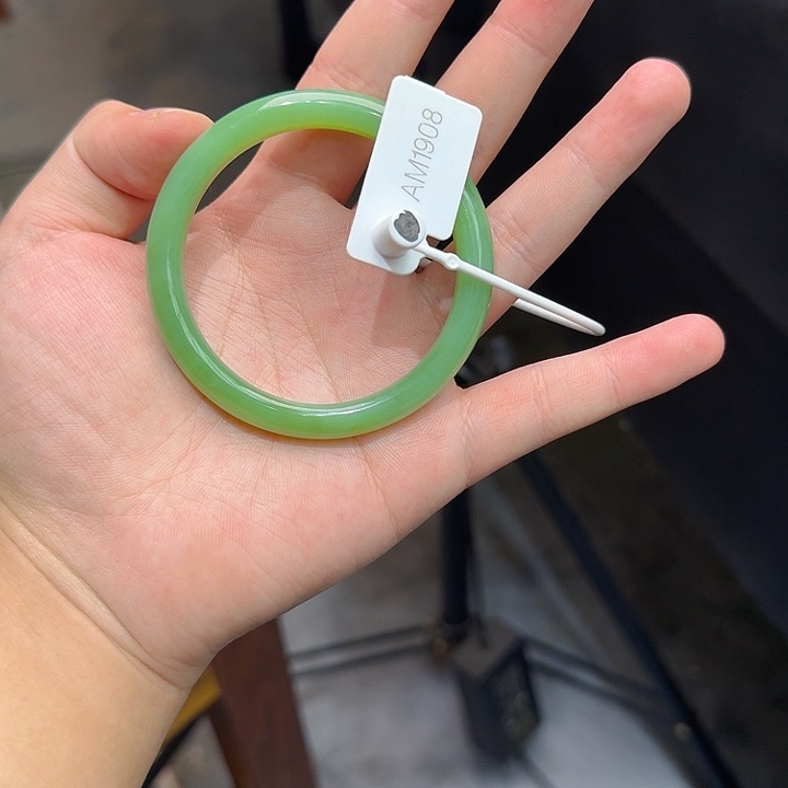 和田玉（碧玉）手镯未镶嵌