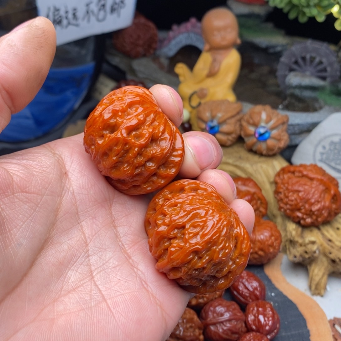 云***起文玩核桃把件磨盘