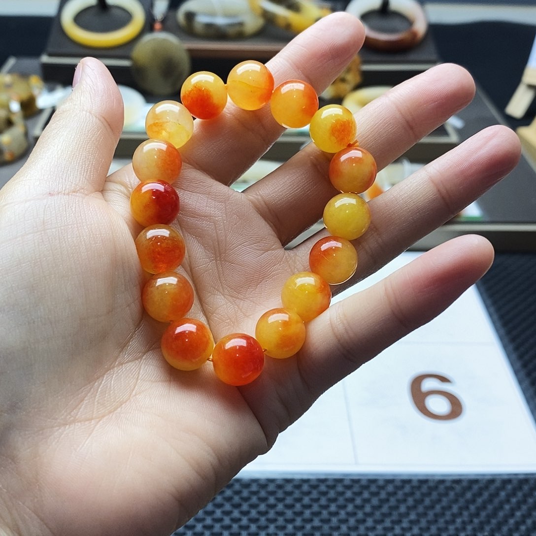 石英质玉（黄龙玉）未镶嵌手镯