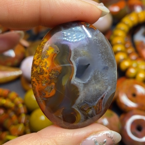 玛瑙/玉髓颈饰未镶嵌