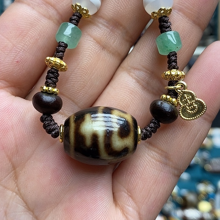 玛瑙/玉髓颈饰合金