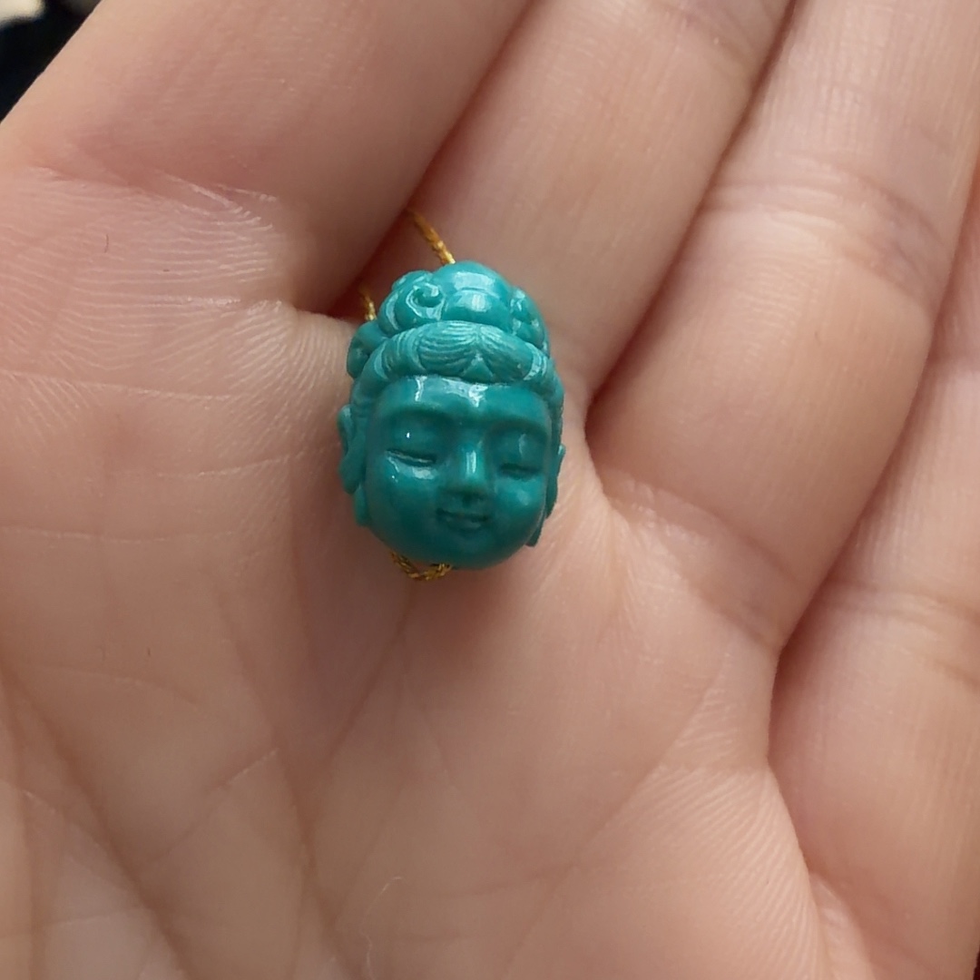 绿松石未镶嵌颈饰