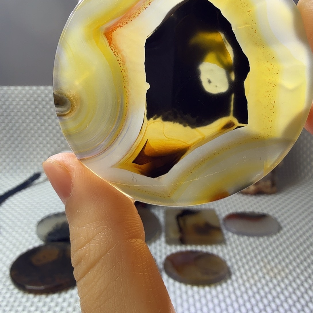 玛瑙/玉髓合金珠宝奇石8