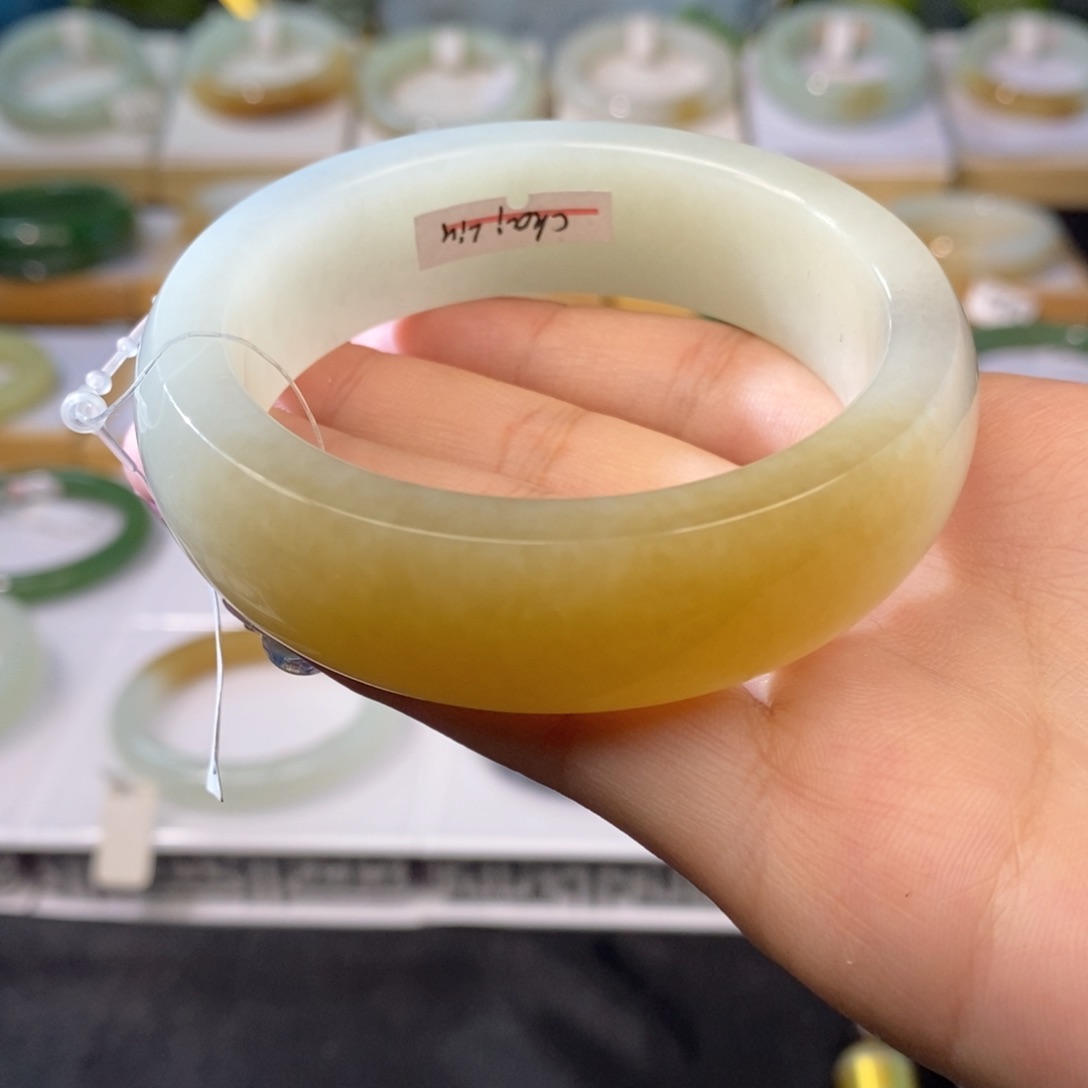 和田玉新疆楼兰三色未镶嵌56