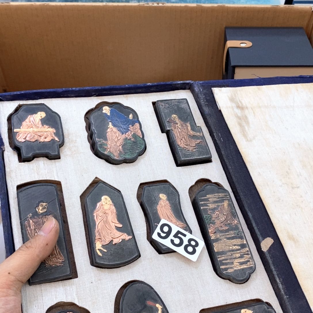 瓷片哈哈哈真的是太