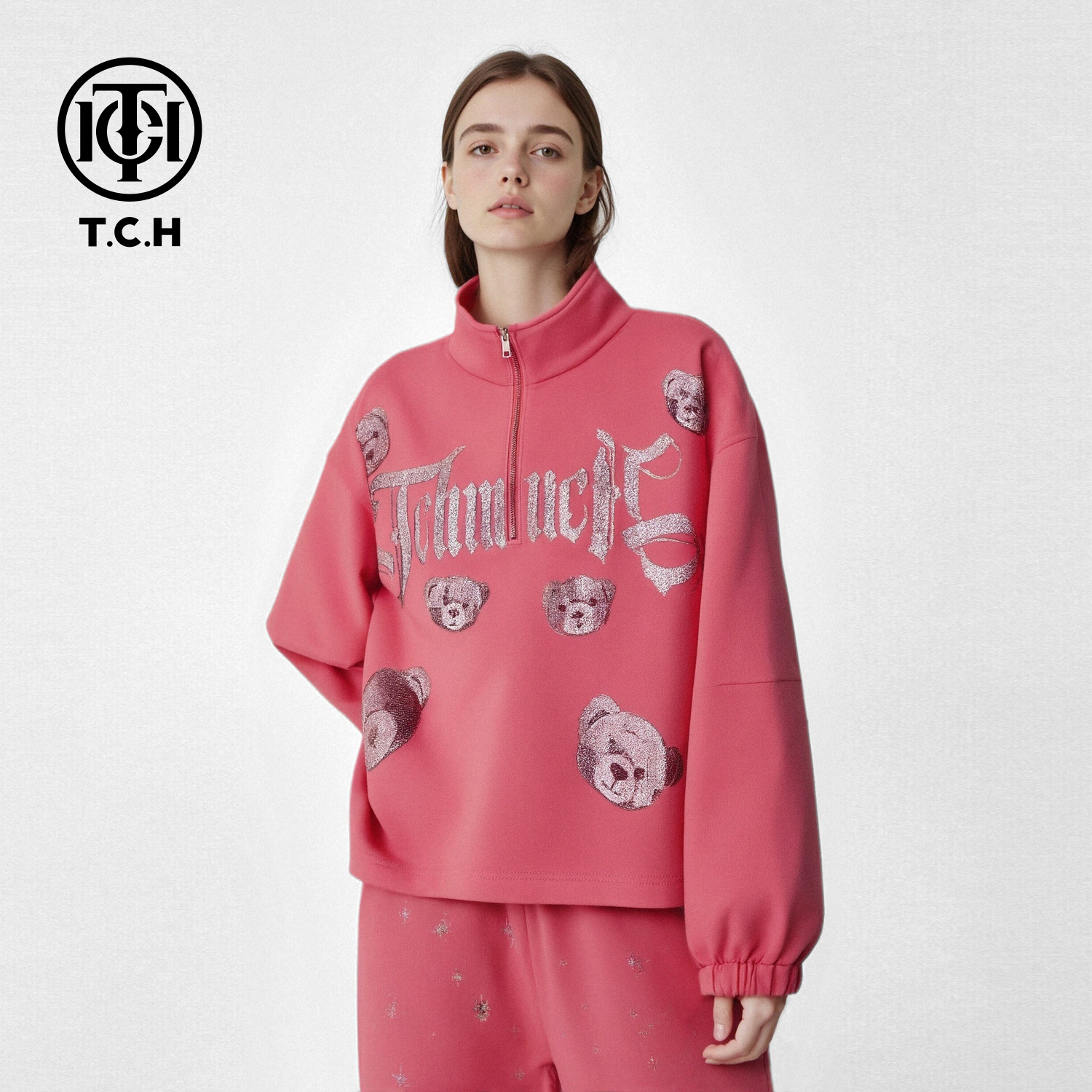 TCH重工烫钻小熊星芒立领半拉链卫衣女秋冬休闲裤套装T75D07E1130