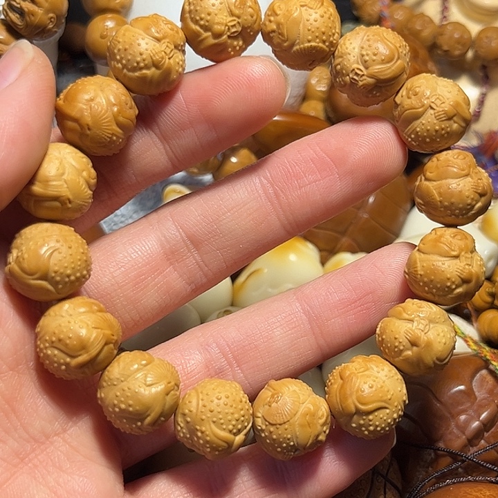 手串/手链橄榄核猴头金蟾扇子