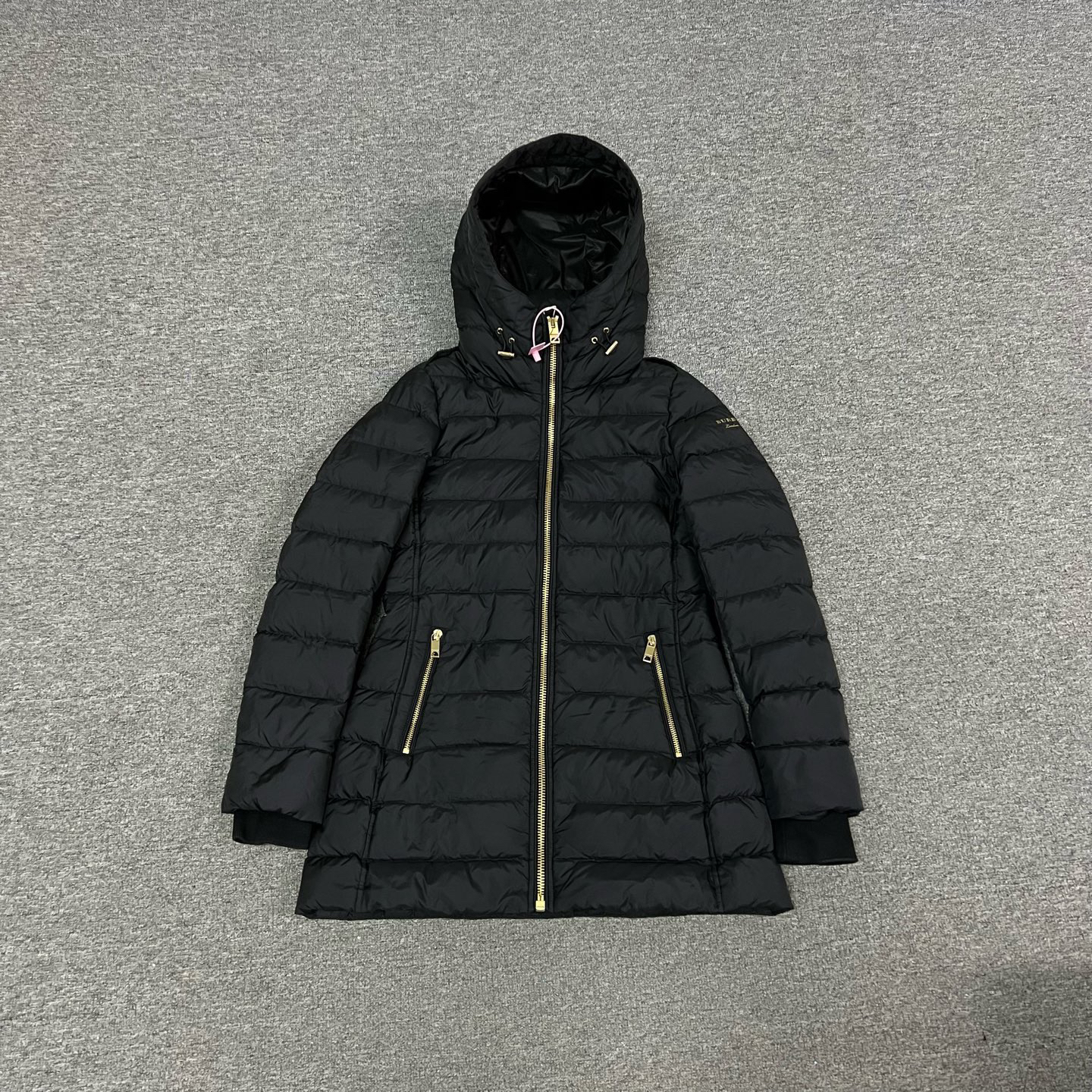 99新 AMIPARIS Burberry 黑色羽绒服xs码