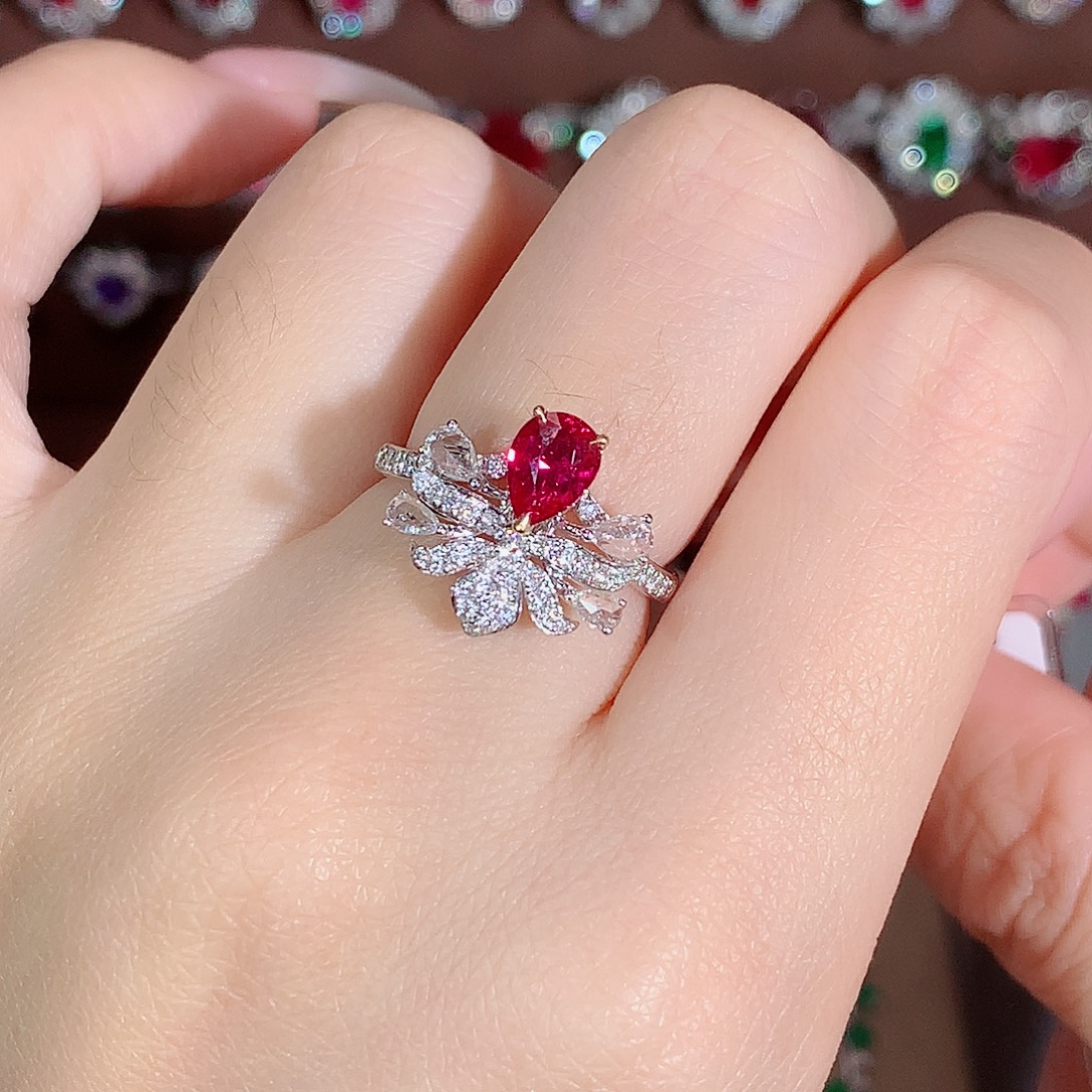 红宝石戒指18K金镶嵌1.03ct/天然宝石/七天无理由