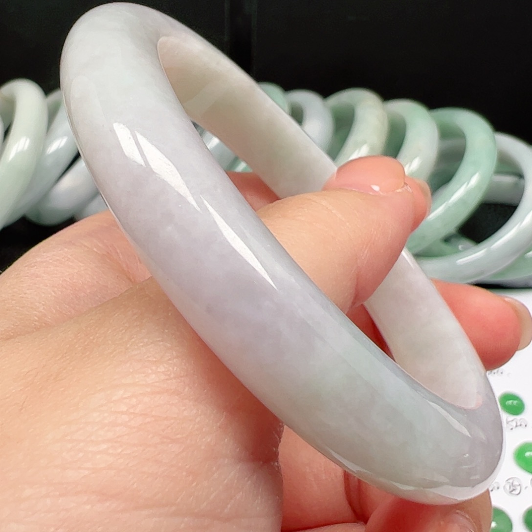 翡翠手镯未镶嵌5657