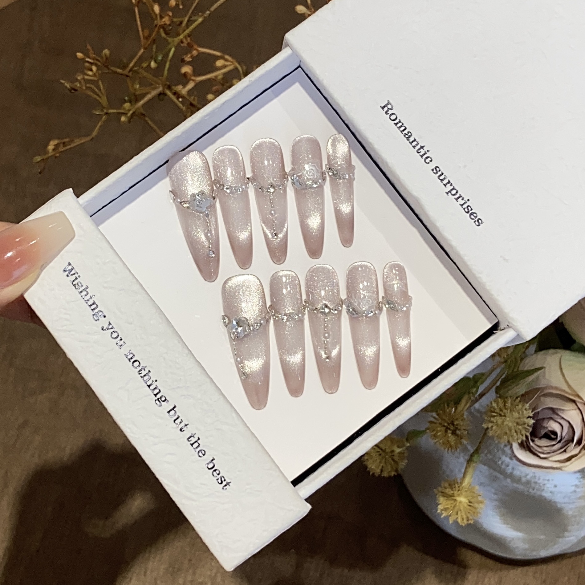 【爱神】LiyU轻奢手工穿戴甲高级链条碎钻立体浮雕玫瑰微笑猫眼