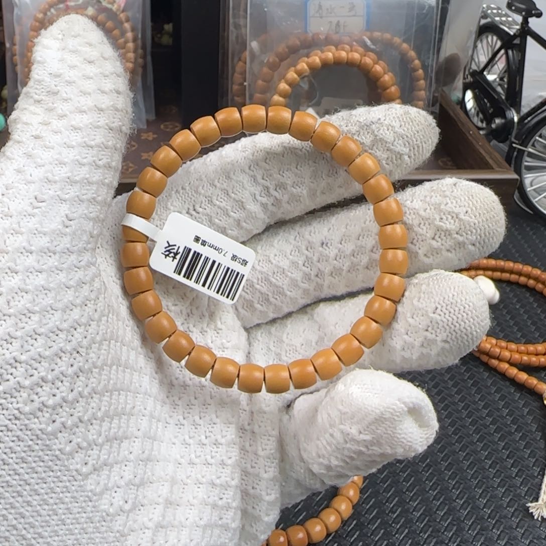 橄榄核吊坠O**a7.0mm清水直切单圈