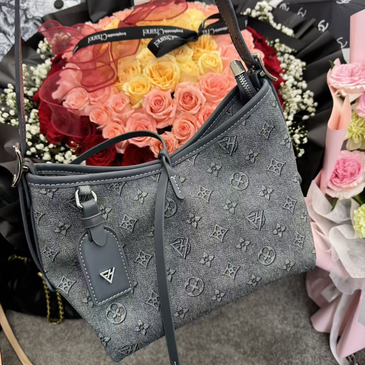 丹宁牛仔斜挎时尚包包-38501