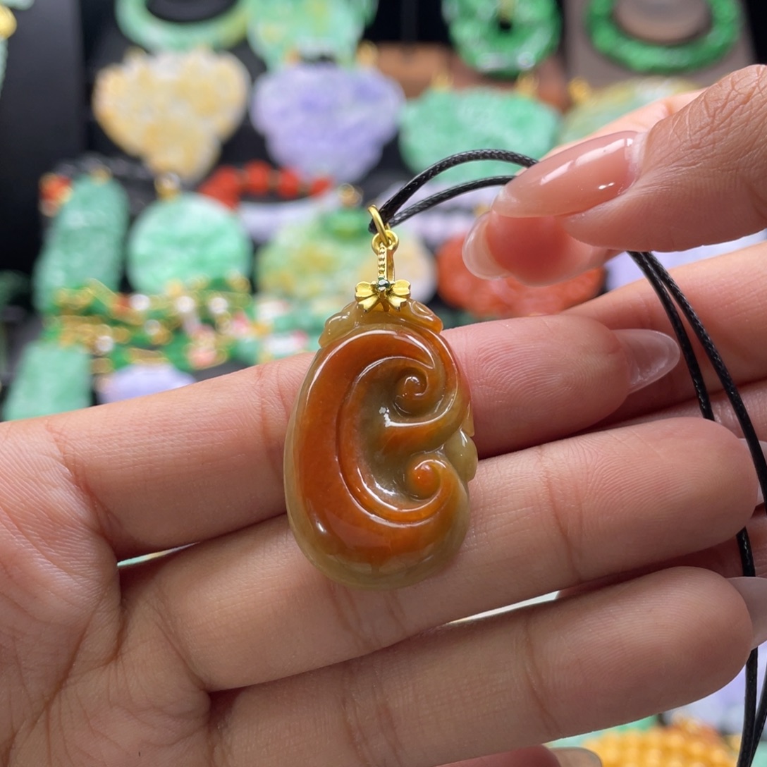 翡翠未镶嵌颈饰代编织