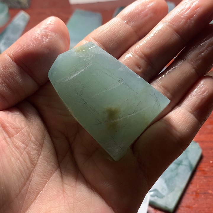 定制翡翠未镶嵌猪*戒