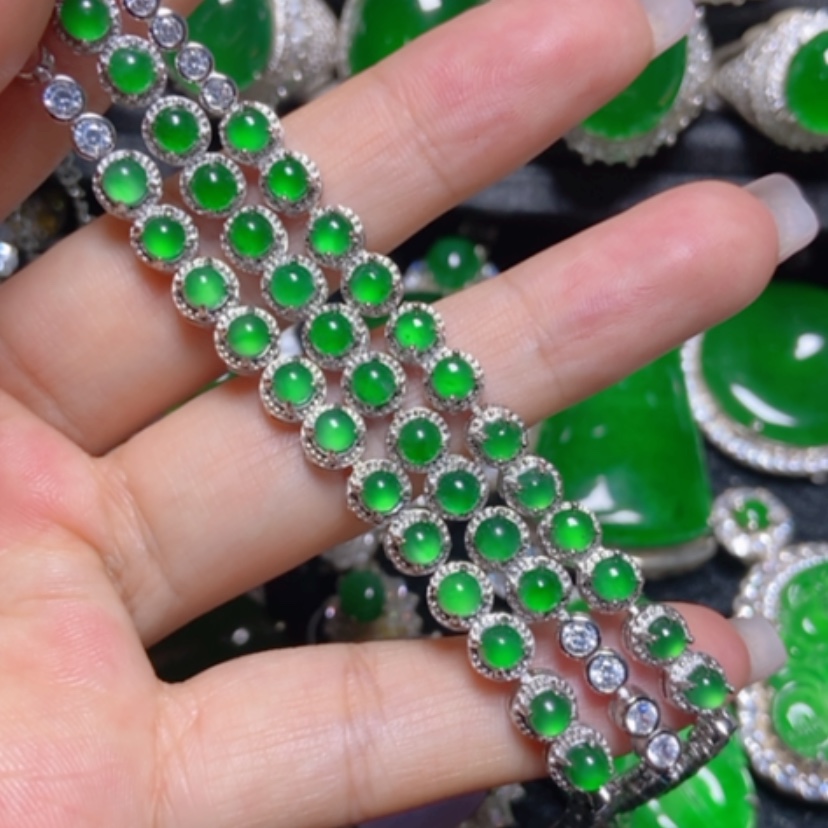 【闪购商品】翡翠颈饰未镶嵌师****9翡翠