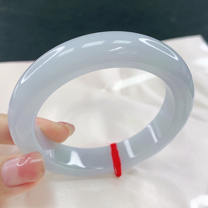 翡翠未镶嵌手镯圈55.8，79011