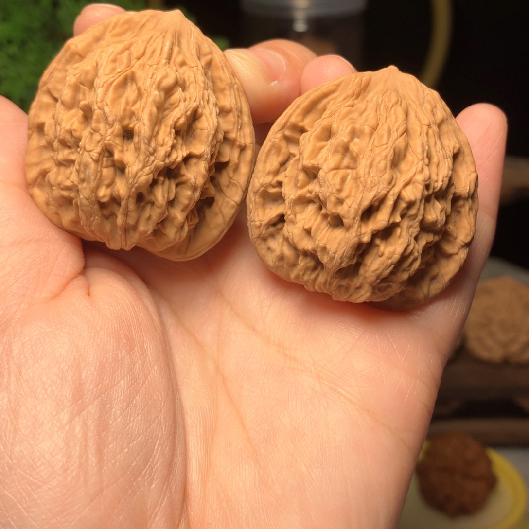 文玩核桃把件虎头