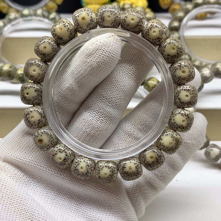 手串星月菩提12号 深灰黄金瞳大眼睛12/11