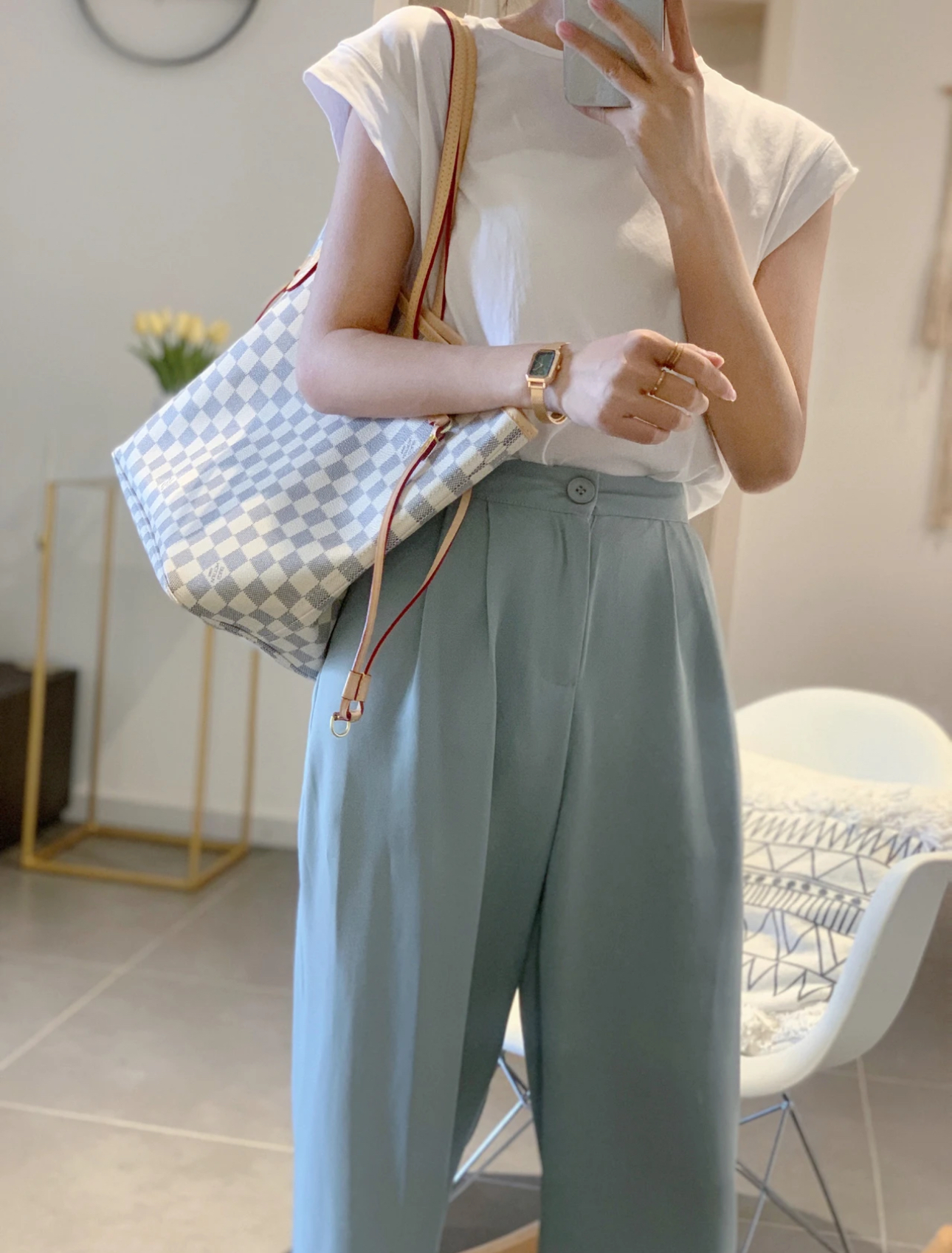 95新 LouisVuitton/路易威登 neverfull中号白棋盘格粉内/甄选