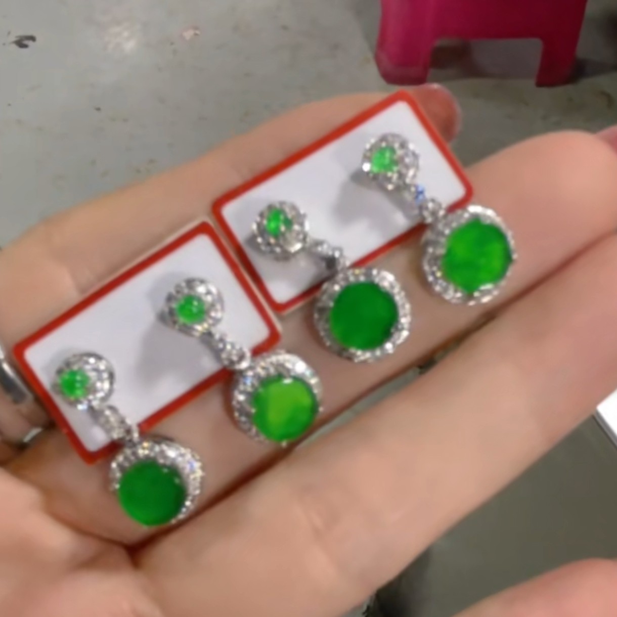 天然A货翡翠假一罚四（多样性发货拍一件发件）