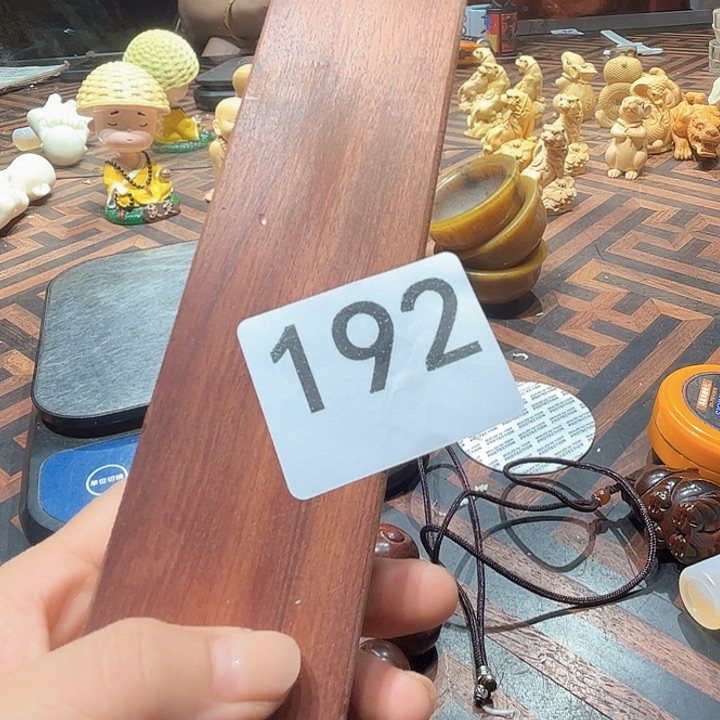 大叶紫檀（黑酸枝木类）192
