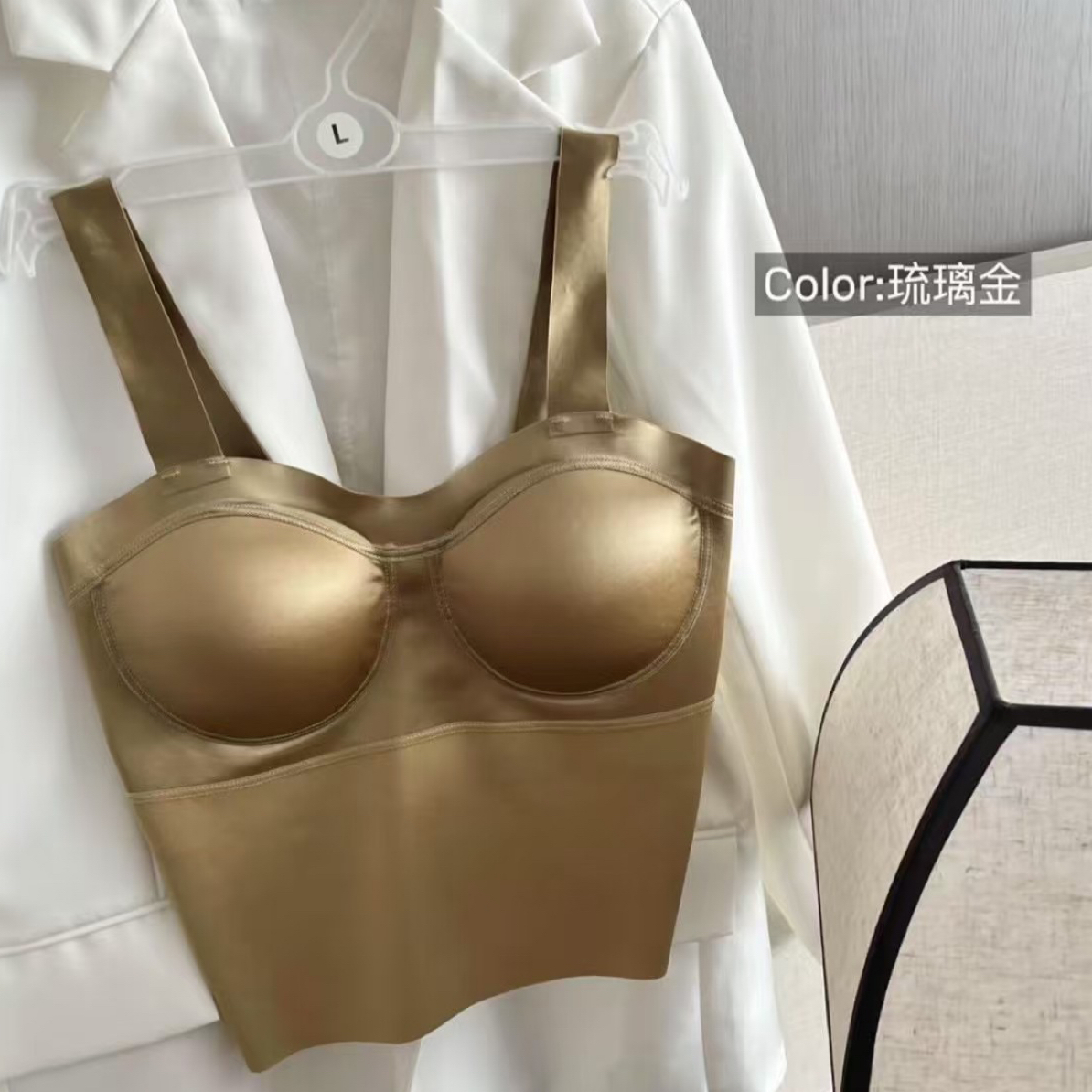 法式缎面宽肩带无痕吊带美背女带胸垫外穿百搭显瘦露锁骨背心