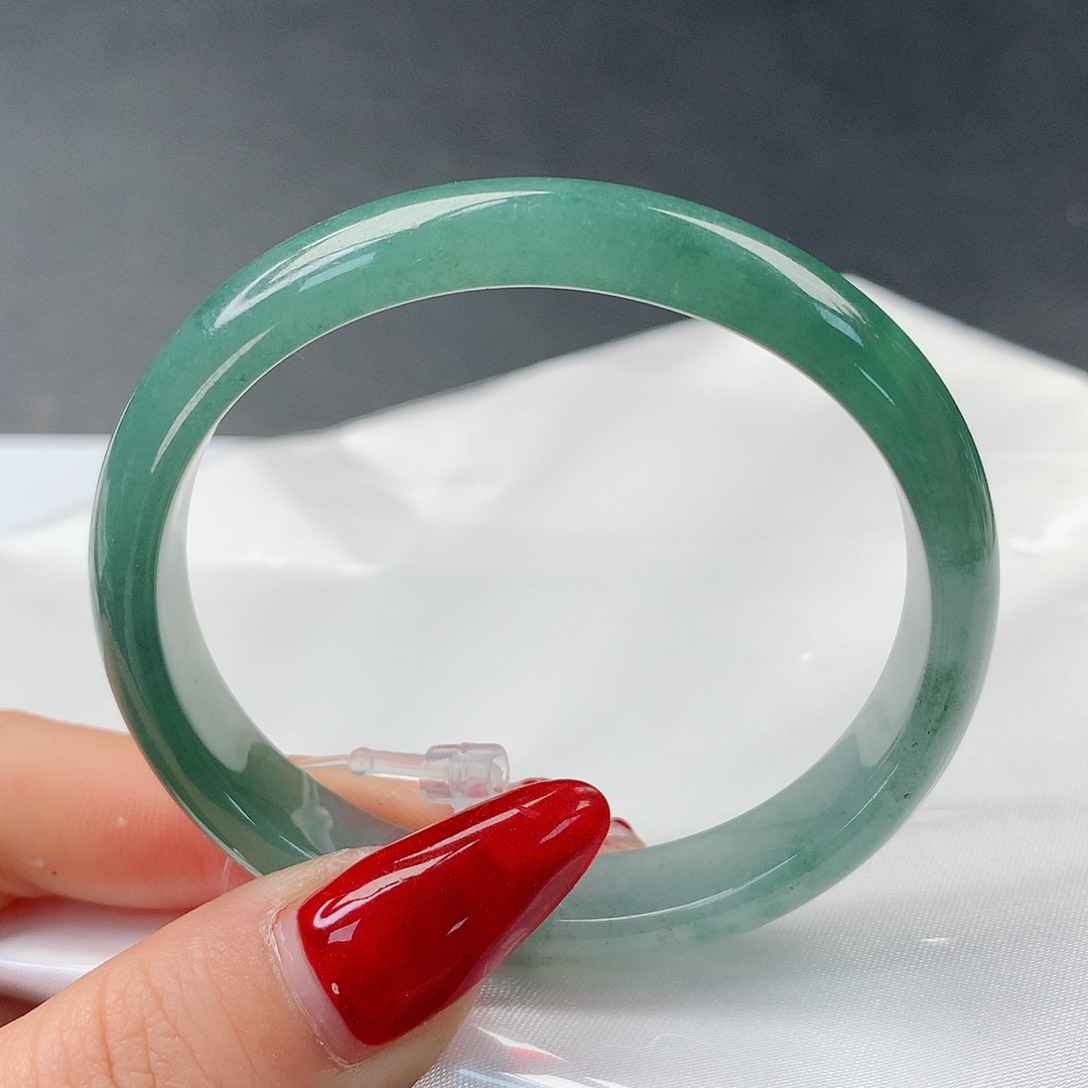 翡翠手镯未镶嵌82贵妃53