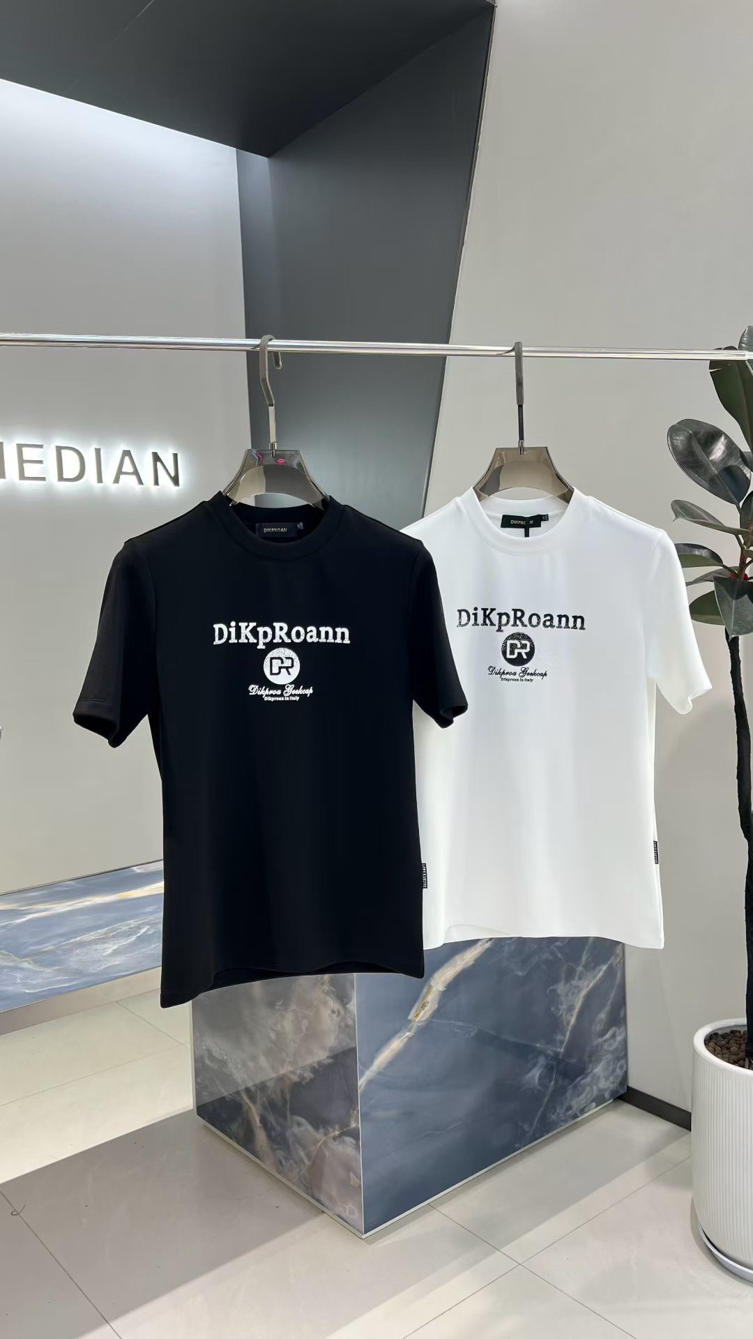 秋冬（沙恩名品）新品男士轻奢修身百搭加厚短袖