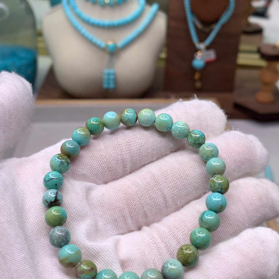 绿松石配饰未镶嵌