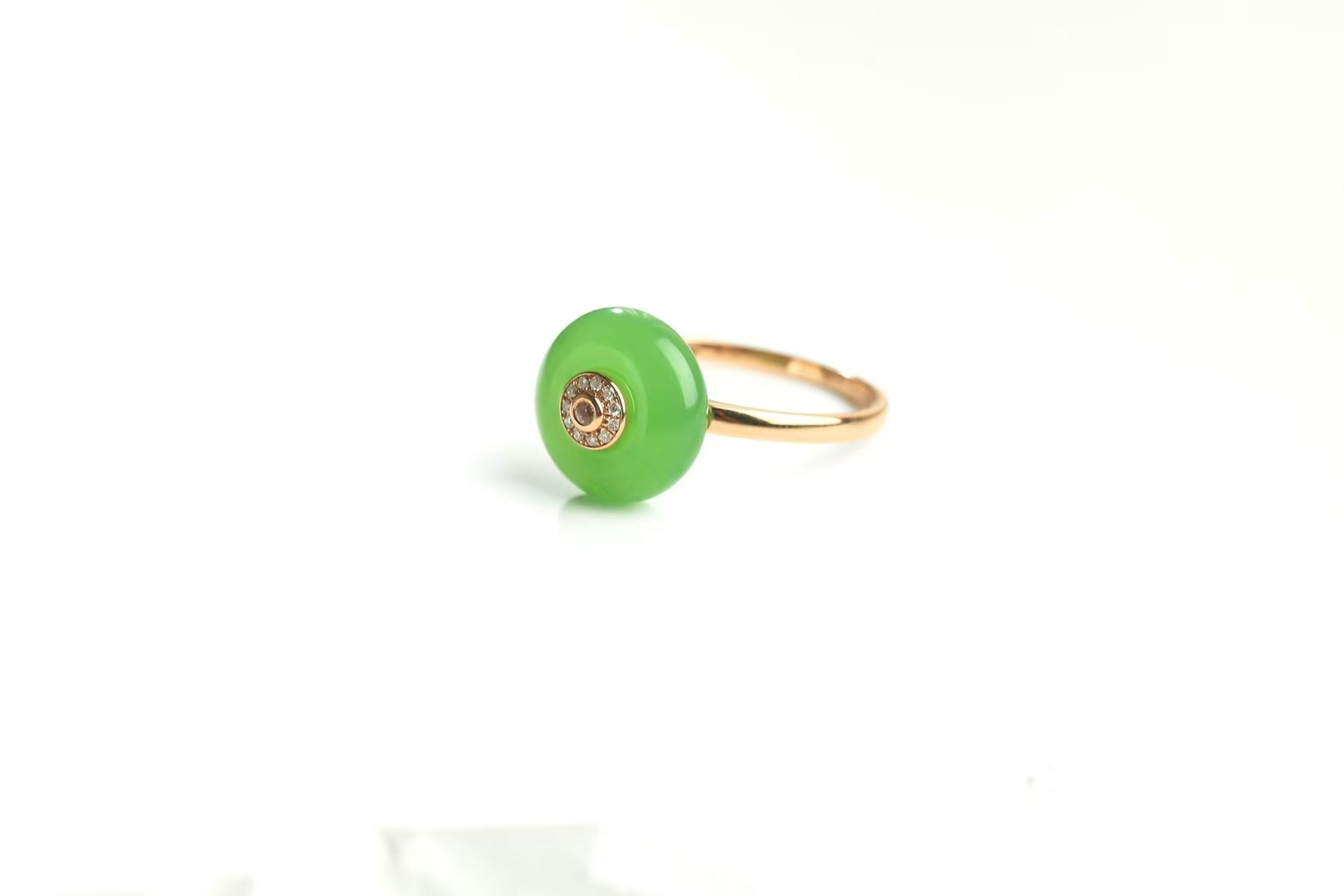 和田玉碧玉镶18k圆形戒指