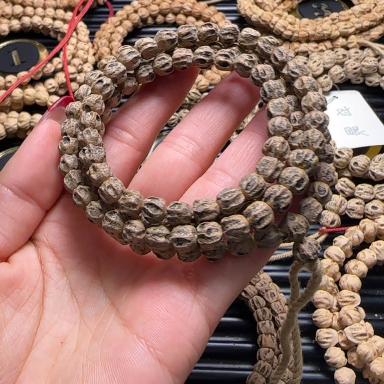 【闪购商品】柏香籽/百香籽吊坠i****?