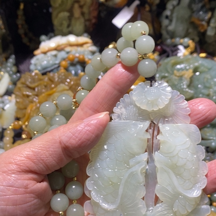 岫玉吊坠(赠链)未镶嵌