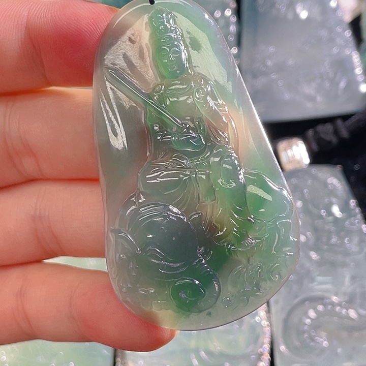 翡翠颈饰未镶嵌57，