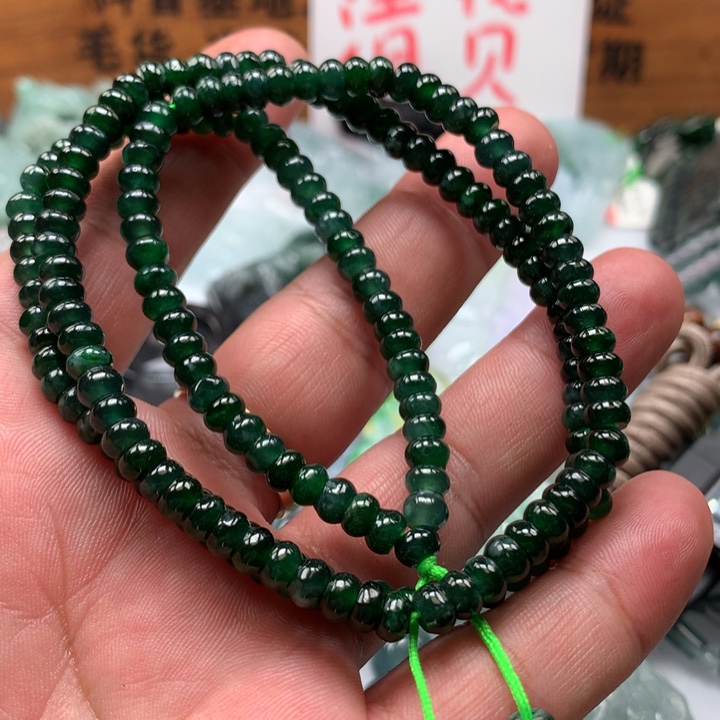 翡翠颈饰未镶嵌保真天然A货翡翠