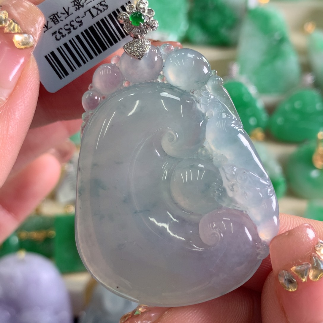 翡翠吊坠(不含链)18K金镶嵌