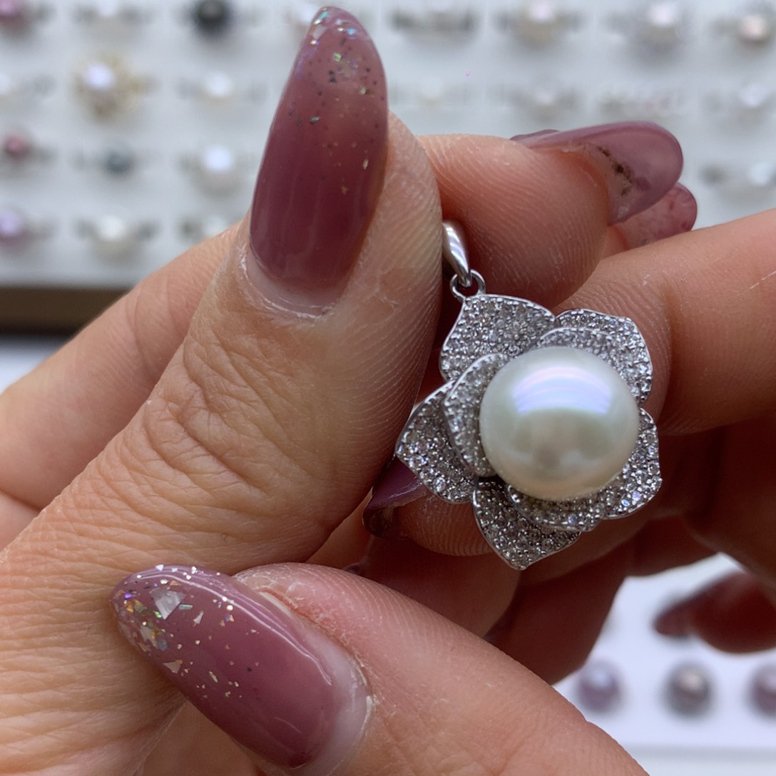 淡水珍珠吊坠(不含链)银S925镶嵌