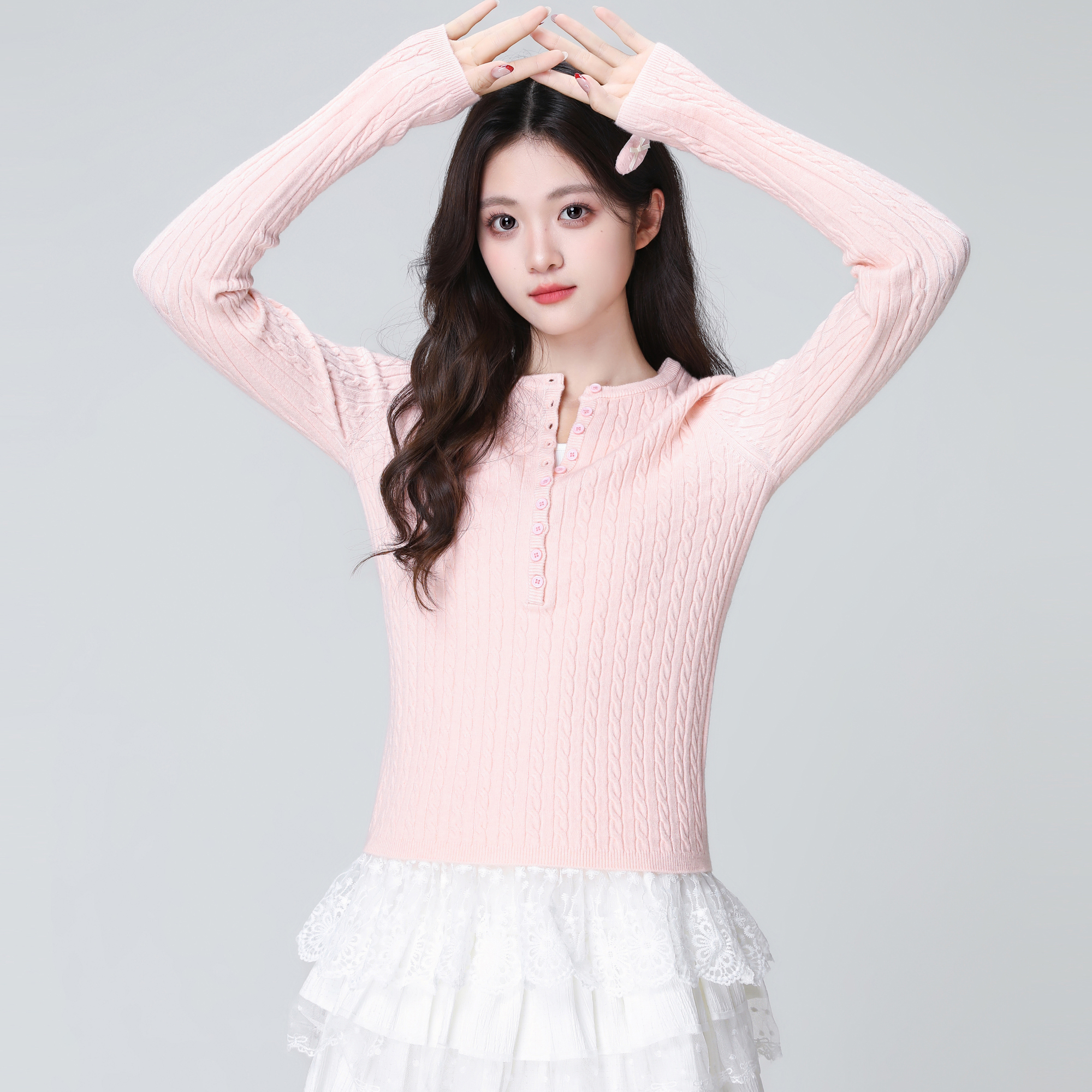 粉色圆领麻花针织衫女秋冬2025冬新款显瘦套头内搭打底衫短款上衣