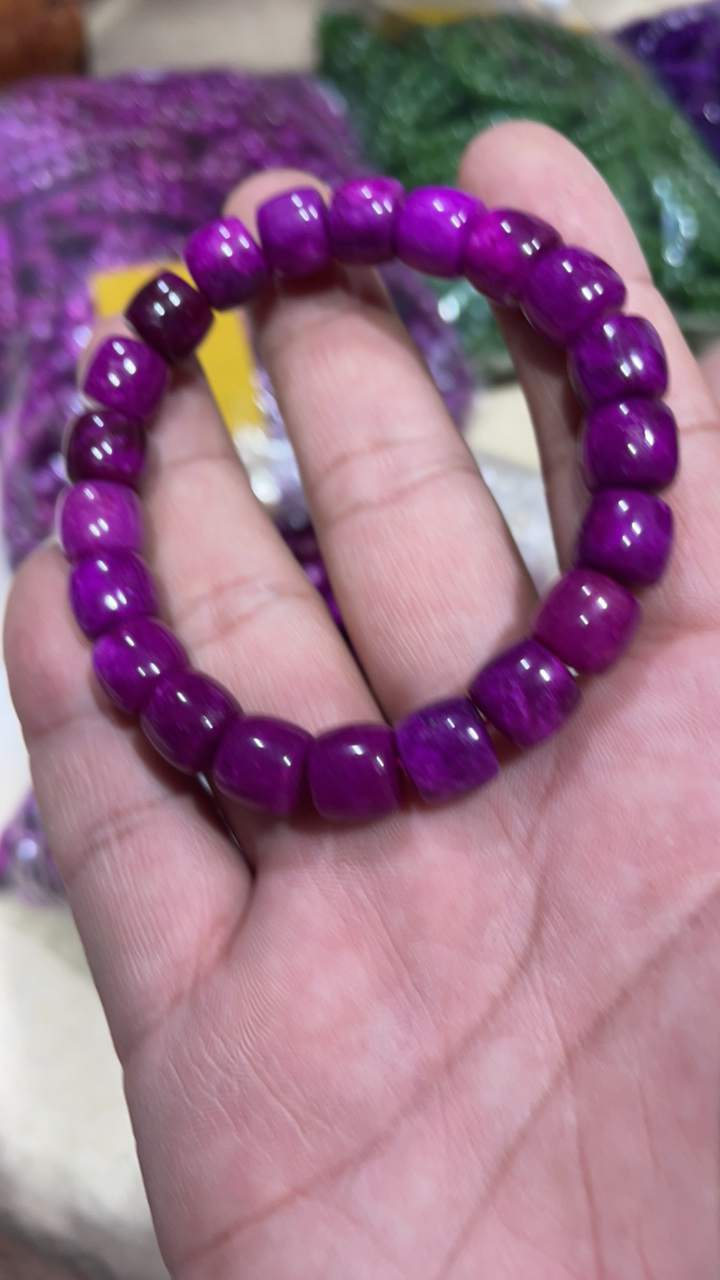 D   746卡10直切老型玫红苏手串