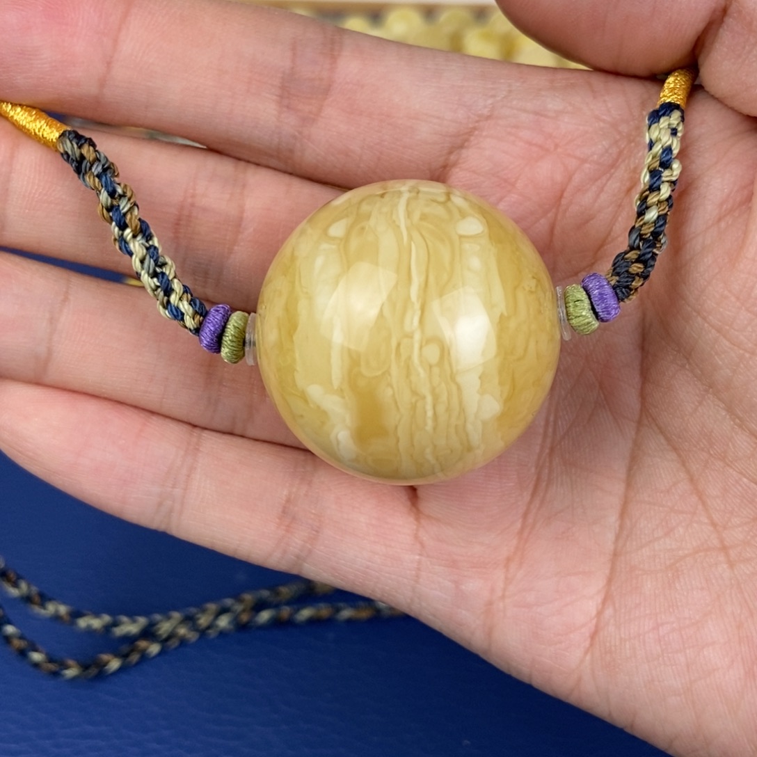 未镶嵌蜜蜡裸石蜜蜡