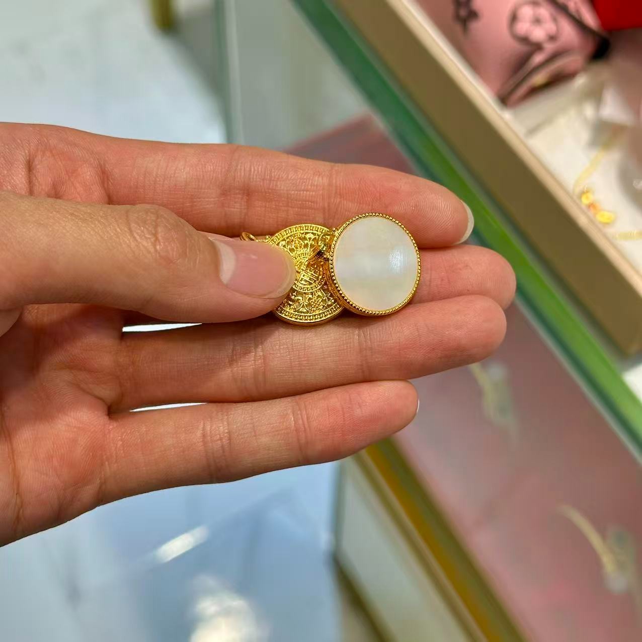 【小民】手工掐丝拉花工艺18k金镶嵌马贝八宝配件-HJ066发一件赠链