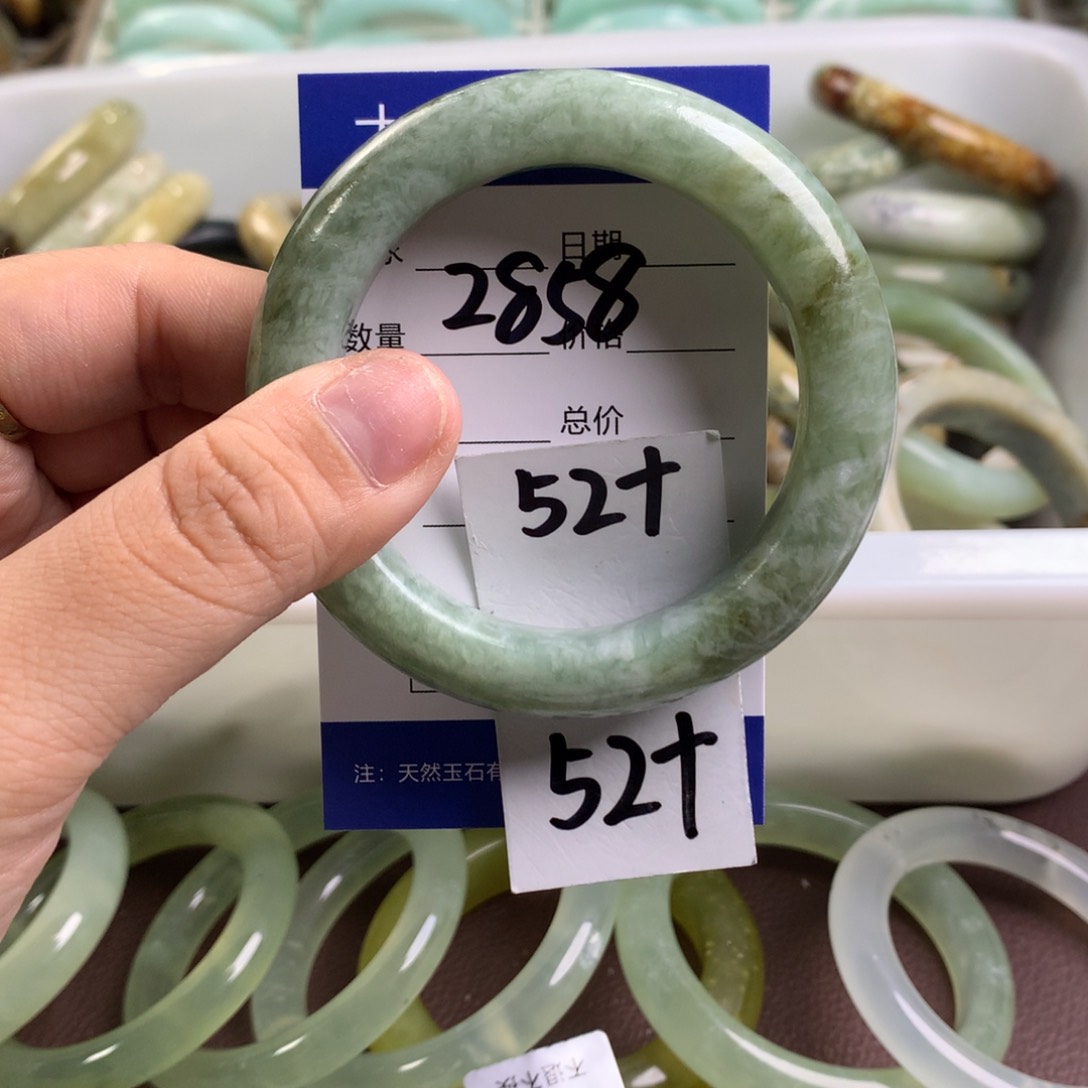 蛇纹石玉手镯未镶嵌2858