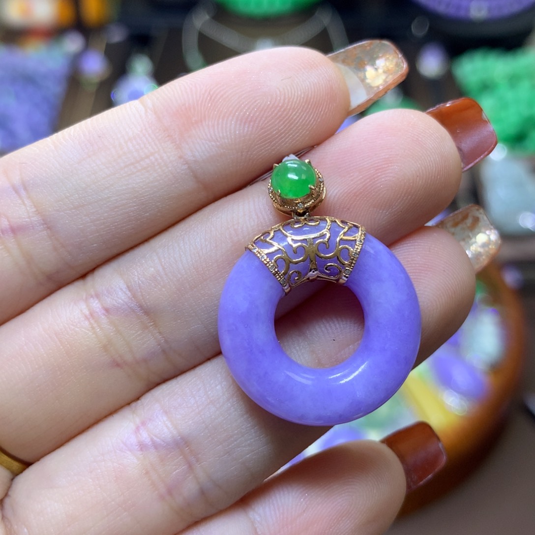 【闪购商品】翡翠颈饰18K金镶嵌翡翠