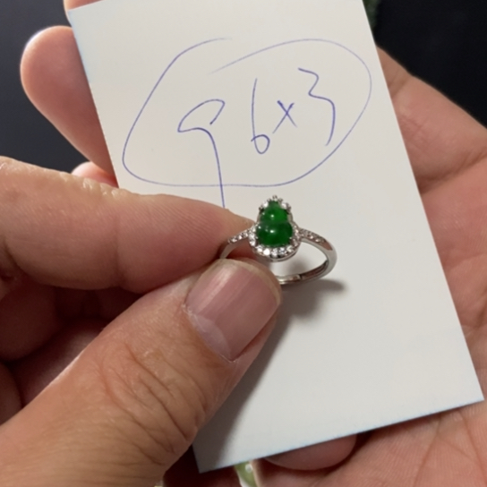一***笑翡翠银S925镶嵌戒指缅绿