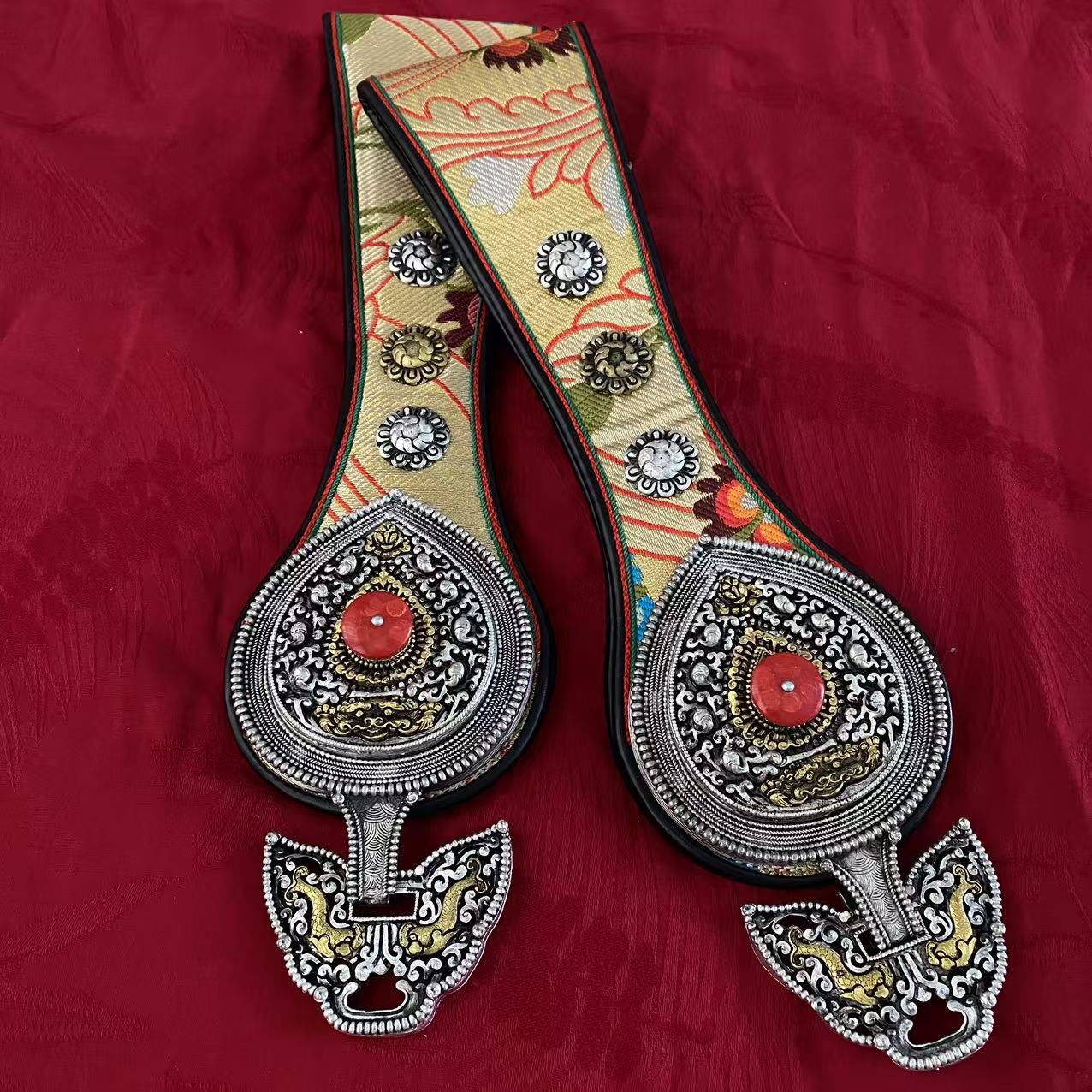 25新款藏族特色手工白铜加银腰挂件时尚百搭热卖爆款长36宽10厘米